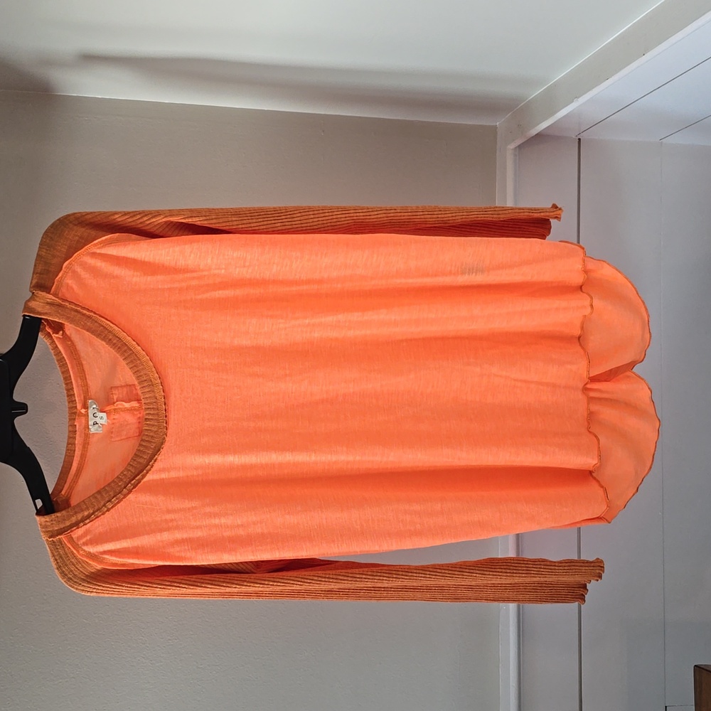 Pol nwot neon orange top